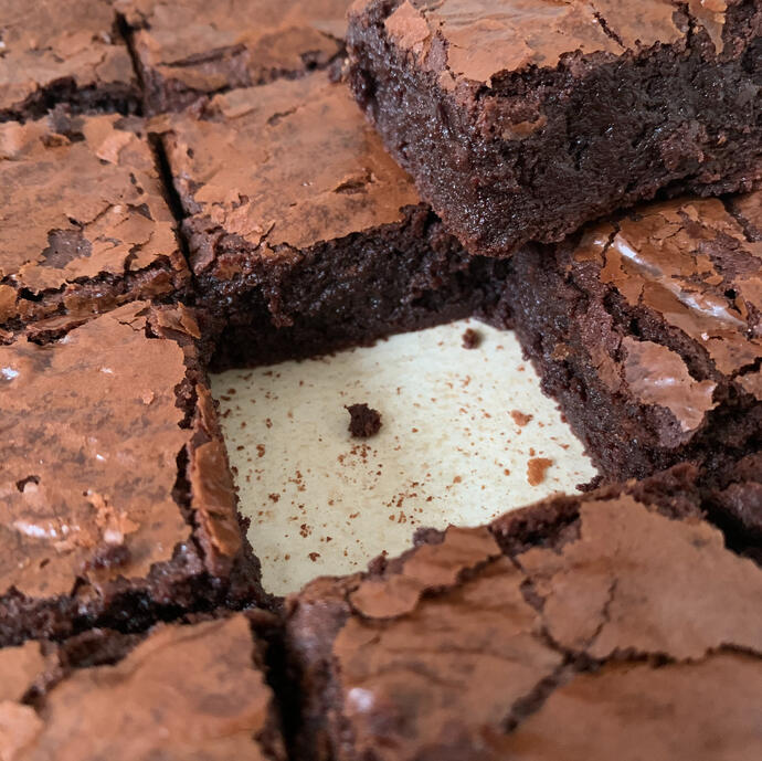Golden Cloud Cake Brownie